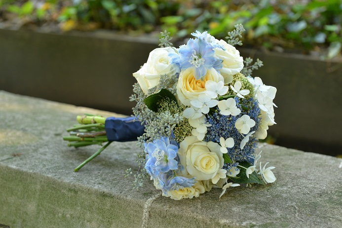 blue-and-white-bridal-bouquet