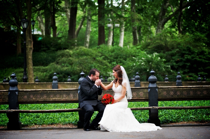 spring-wedding-at-wagner-cove-central-park-10