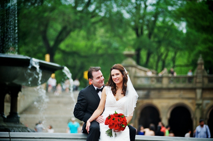 spring-wedding-at-wagner-cove-central-park-13