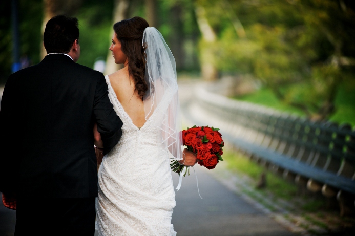 spring-wedding-at-wagner-cove-central-park-7