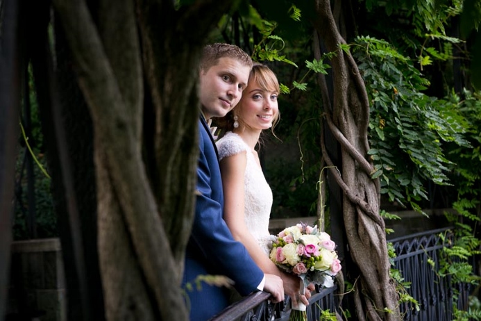 conservatory-garden-central-park-wedding-wisteria-pergola (19)